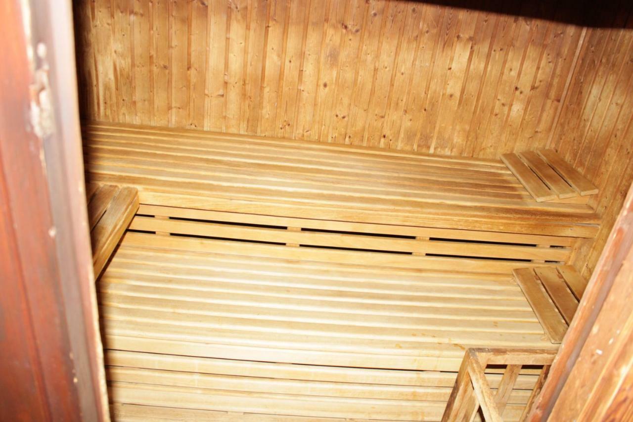 Ferienwohnung "Hagebutze" Mit Sauna Und Schwimmbad บัดเลาเทอร์แบร์ก ภายนอก รูปภาพ